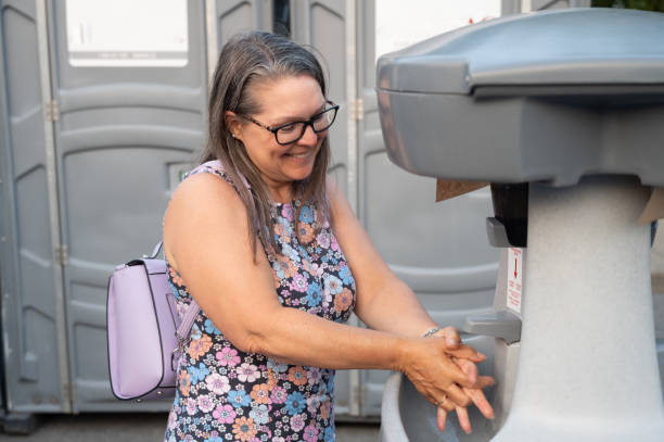 Best Luxury portable toilet rental  in San Rafael, CA